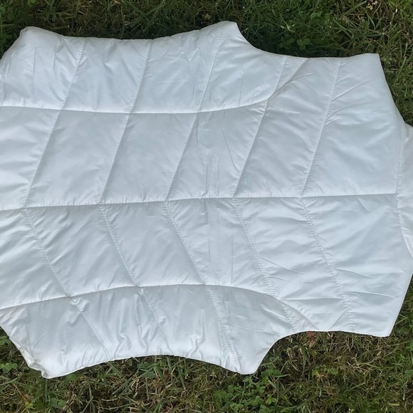 Brand New Aéropostale Small White Vest - Picture 3 of 3